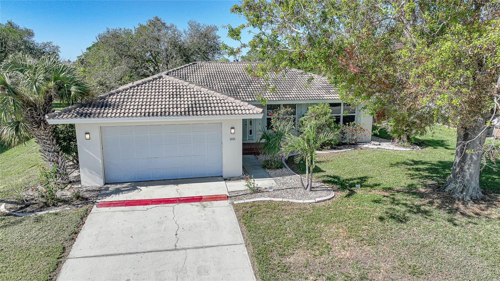 Image 37 of 39 For 2925 Magdalina Drive