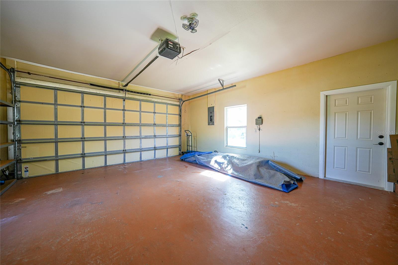 Image 39 of 39 For 2925 Magdalina Drive