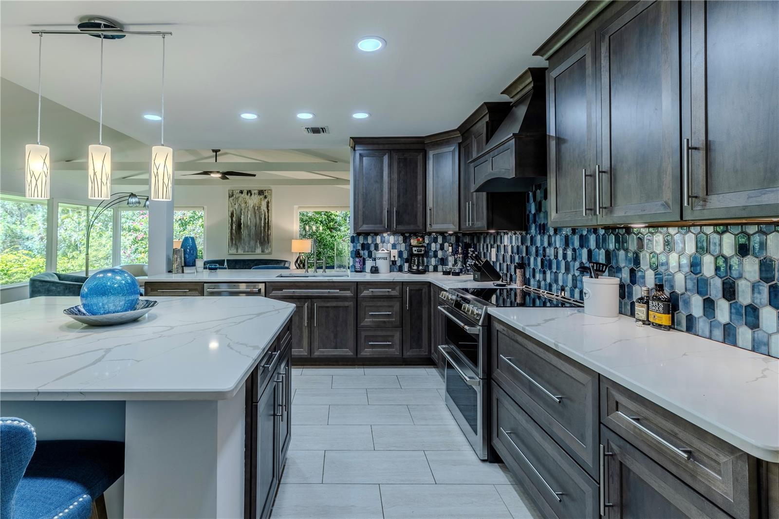Image 25 of 100 For 18220 Elmwood Drive
