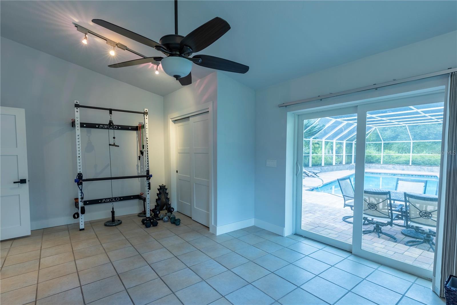 Image 37 of 100 For 18220 Elmwood Drive
