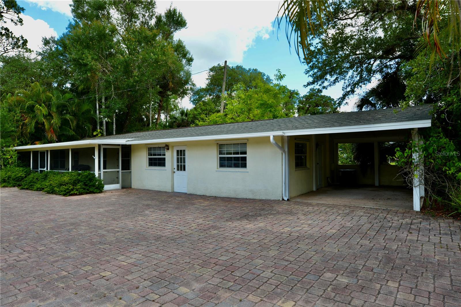 Image 58 of 100 For 18220 Elmwood Drive