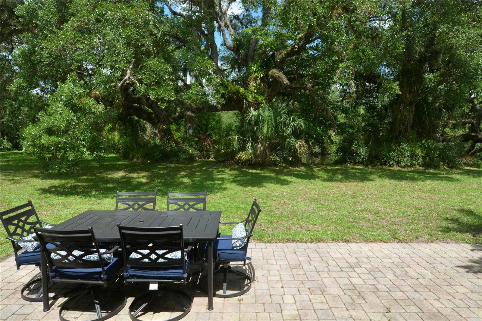 Image 88 of 100 For 18220 Elmwood Drive