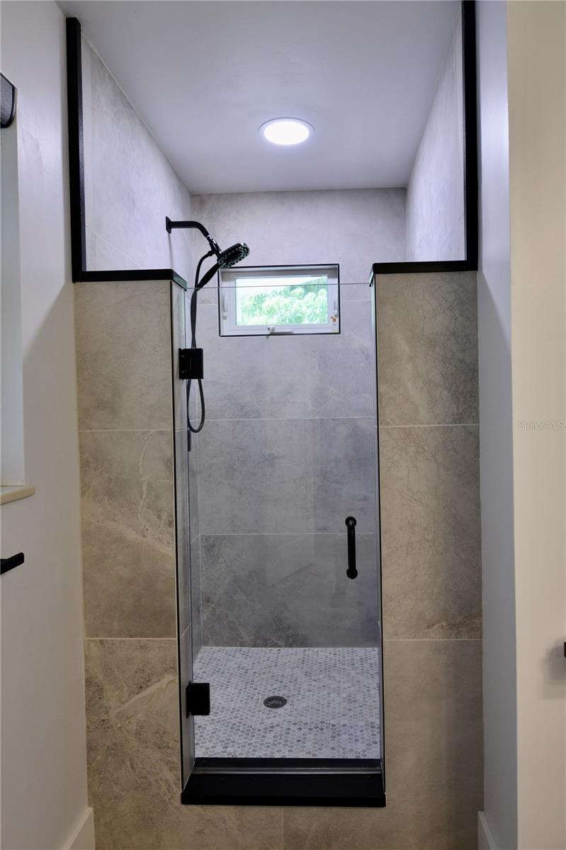 Image 90 of 100 For 18220 Elmwood Drive