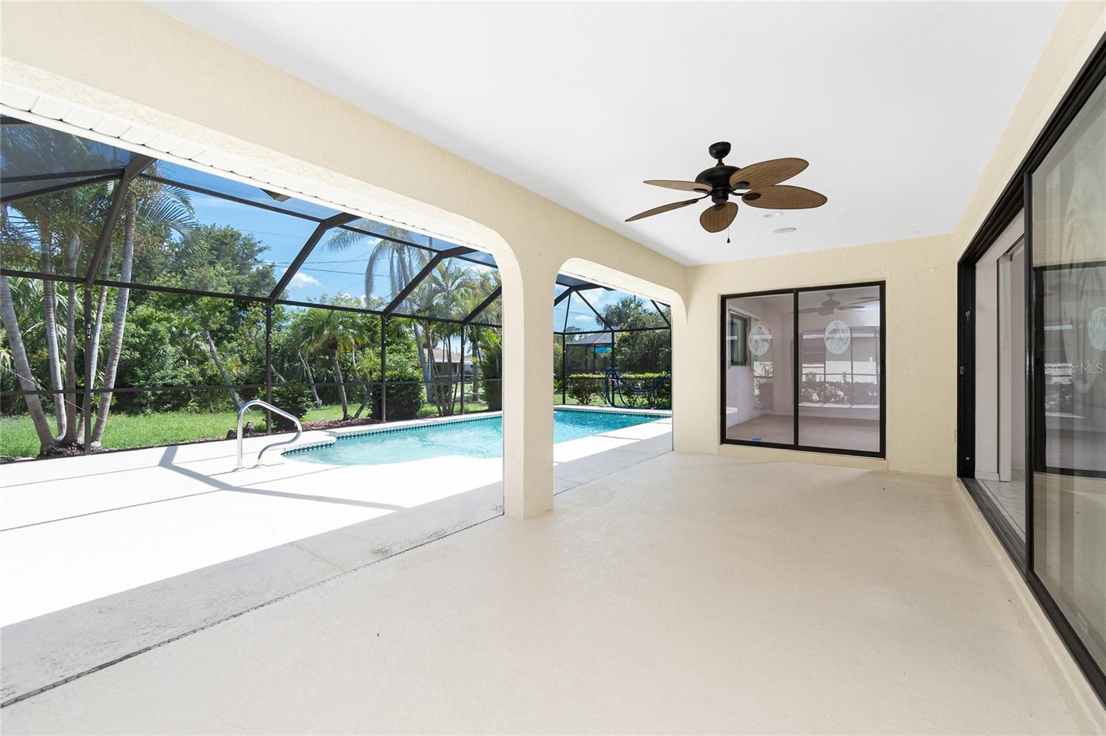 Image 4 of 46 For 18147 Brazil Avenue