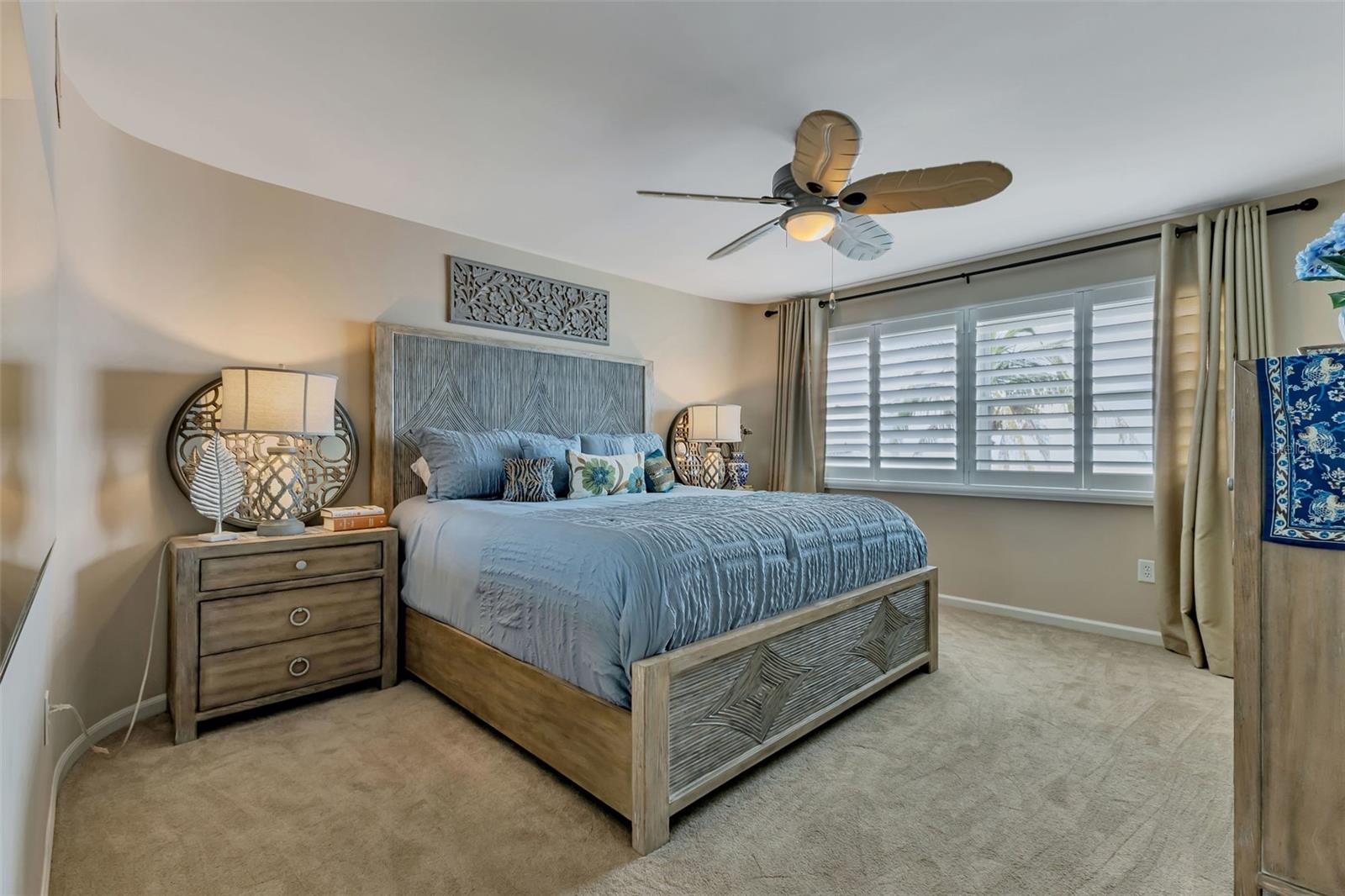 Image 18 of 63 For 1250 Marion Avenue 333