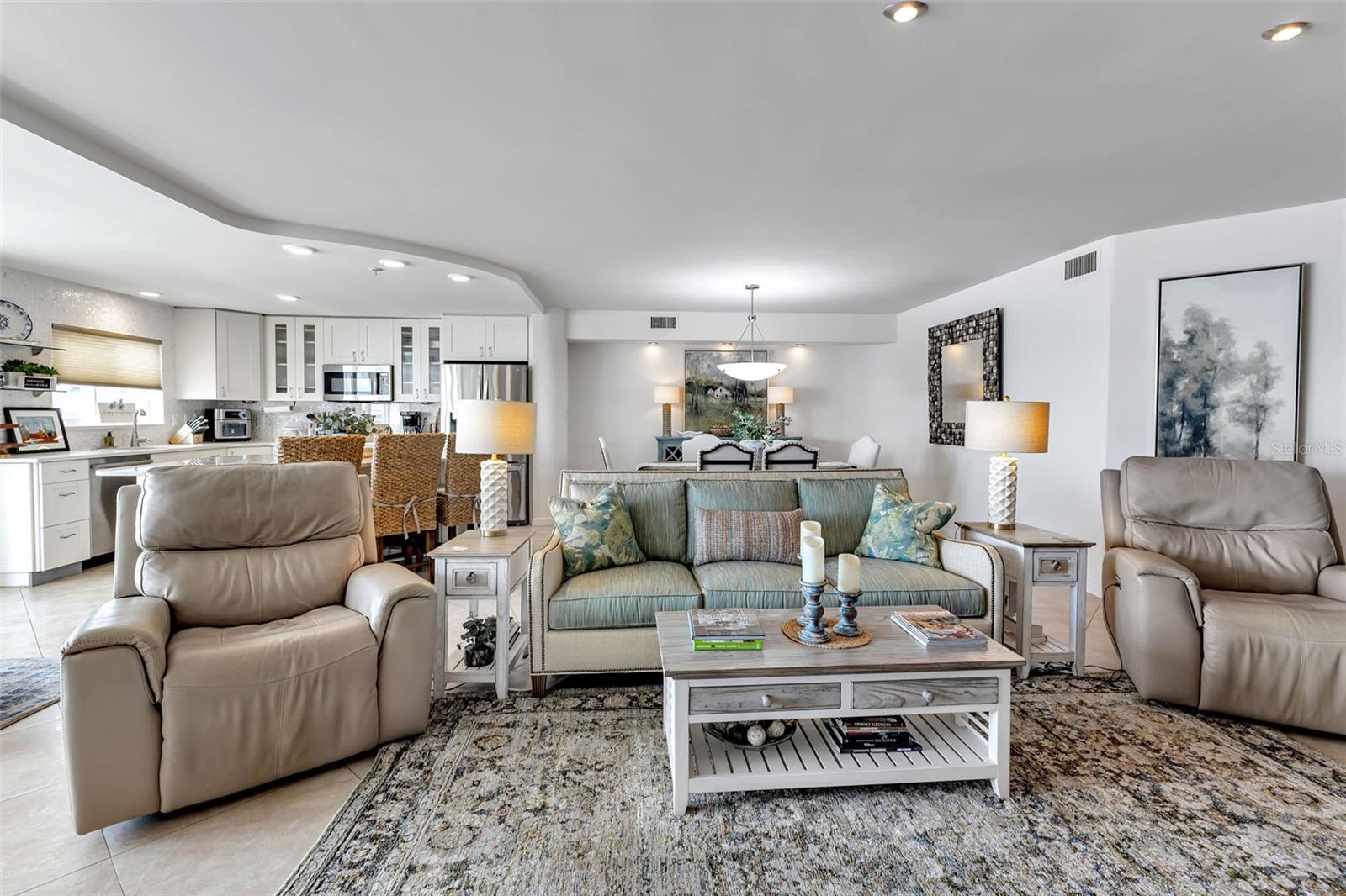 Image 46 of 63 For 1250 Marion Avenue 333