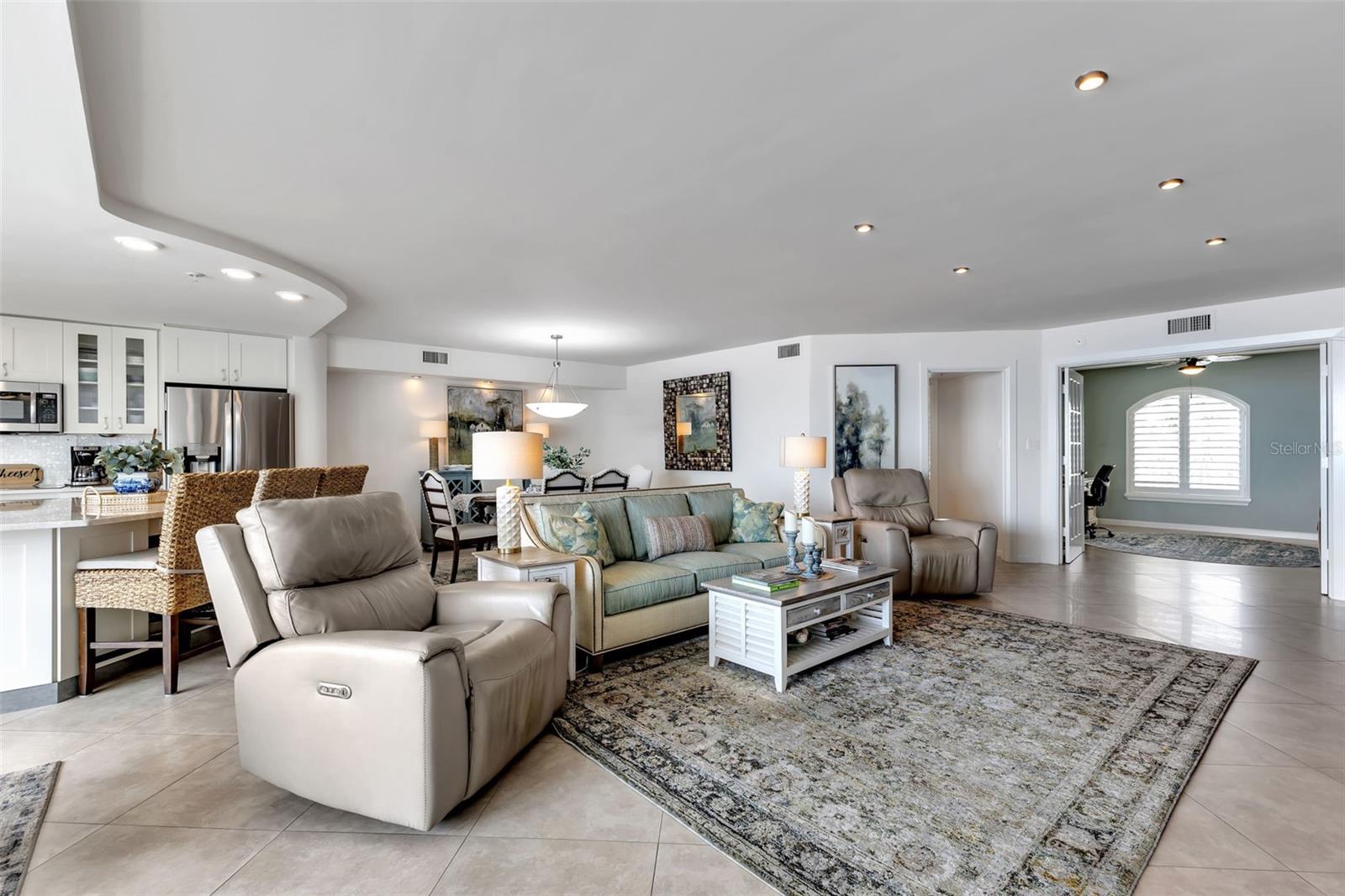 Image 47 of 63 For 1250 Marion Avenue 333
