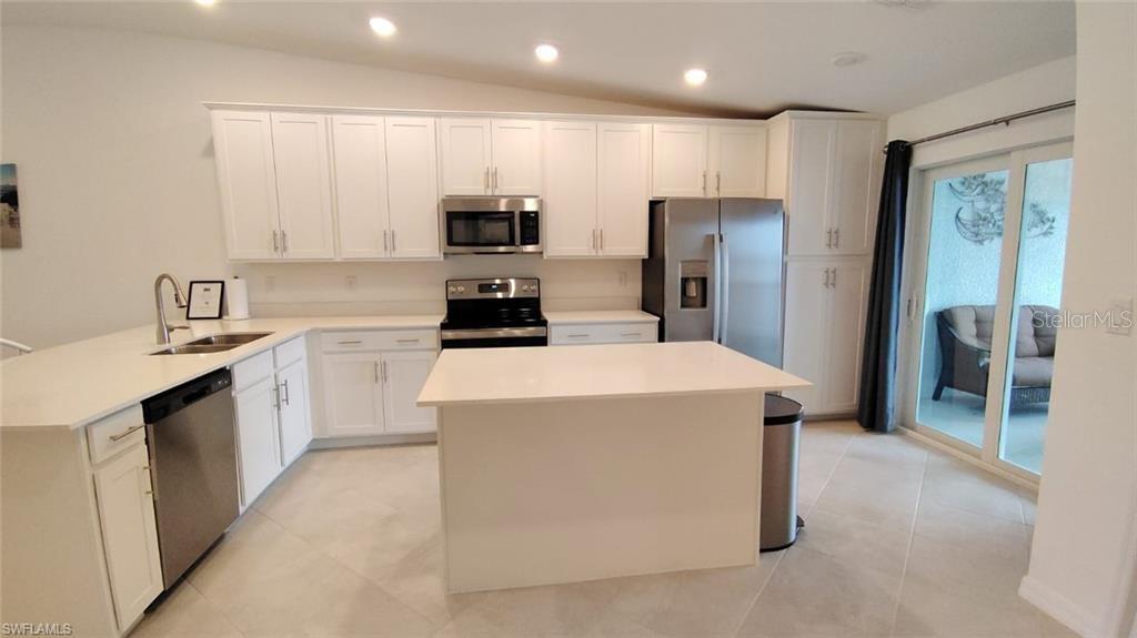 Image 13 of 48 For 12390 Wellen Golf Street 202