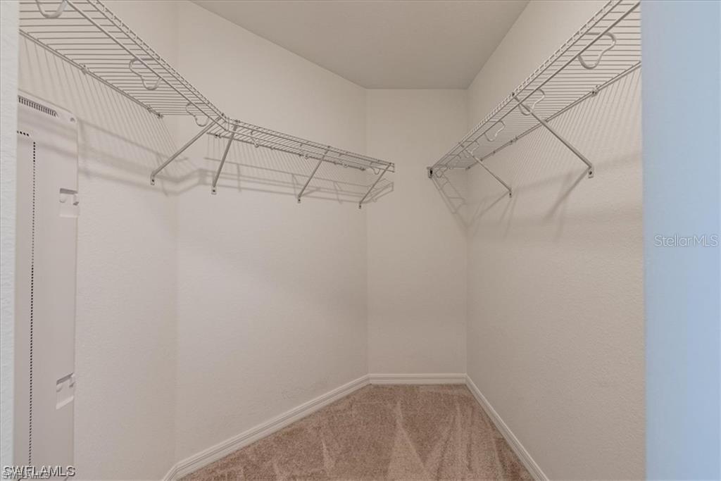 Image 21 of 48 For 12390 Wellen Golf Street 202
