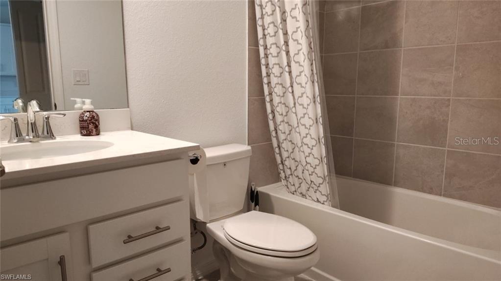 Image 23 of 48 For 12390 Wellen Golf Street 202