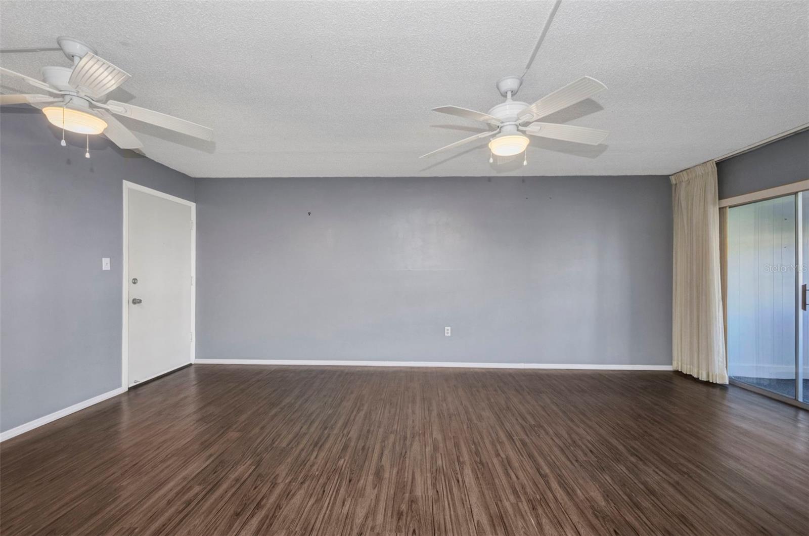 Image 12 of 54 For 2437 Harbor Boulevard 114