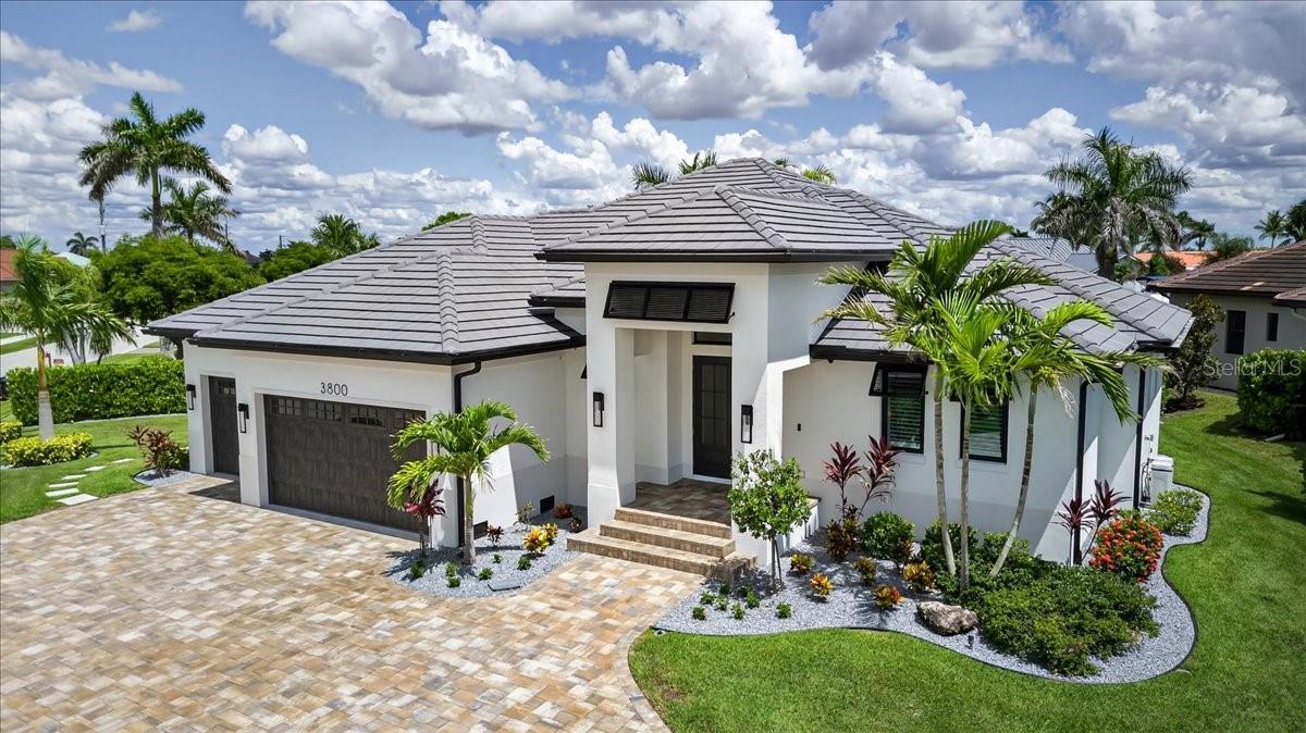Image 19 of 85 For 3800 Carupano Court
