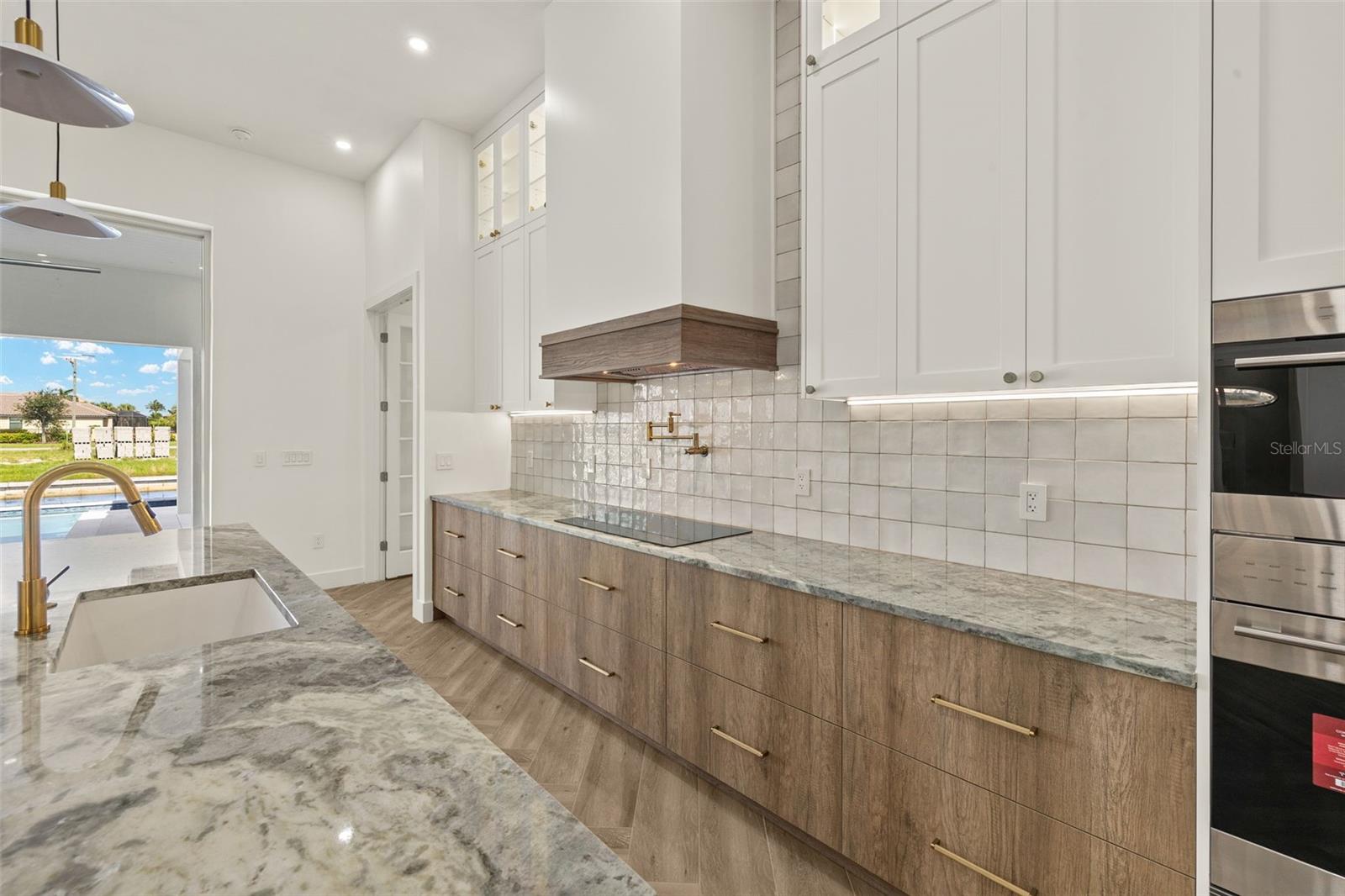 Image 13 of 50 For 816 39th Avenue