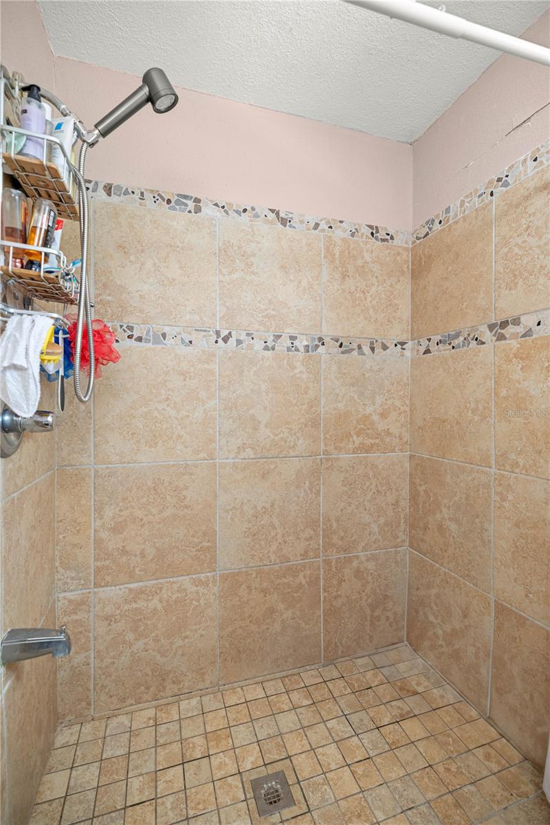 Image 14 of 26 For 1143 23rd Street