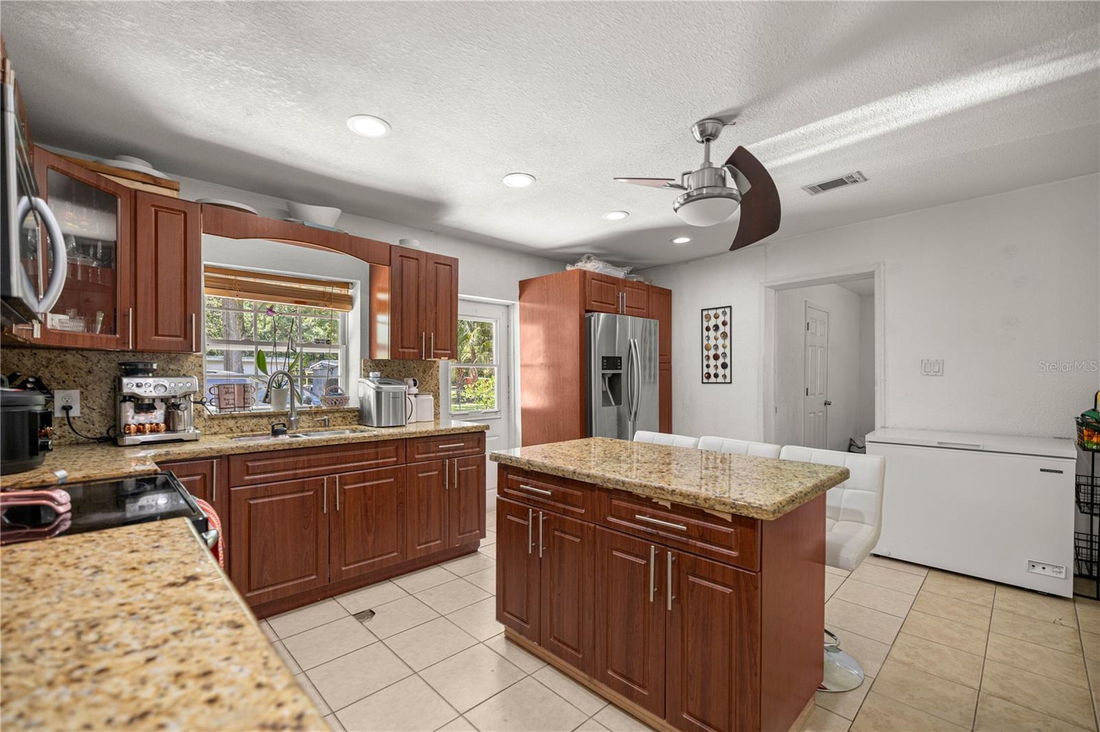 Image 21 of 26 For 1143 23rd Street