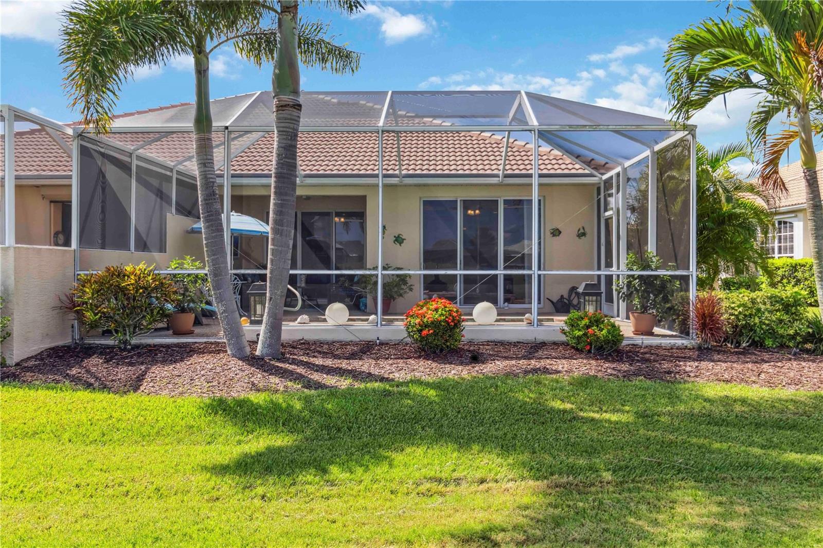 Image 15 of 70 For 4567 Whispering Oaks Dr