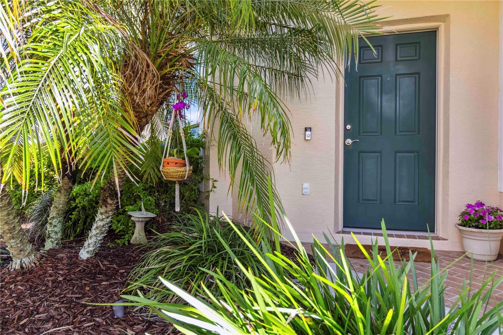 Image 5 of 70 For 4567 Whispering Oaks Dr