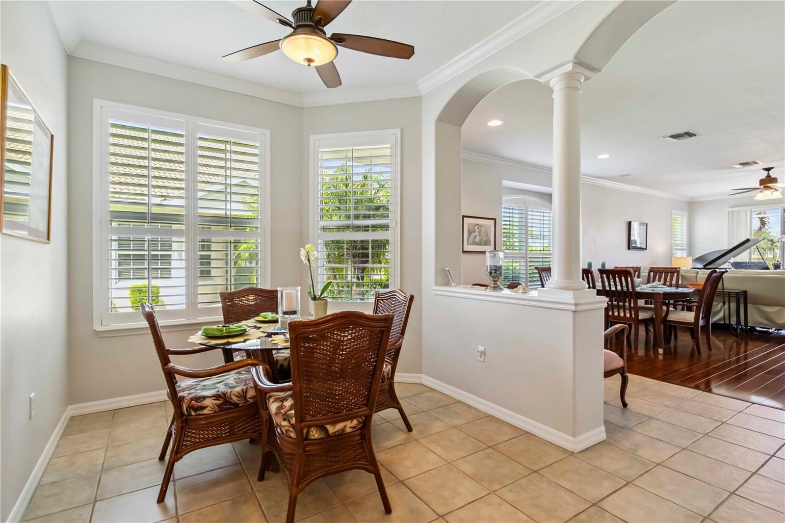 Image 6 of 70 For 4567 Whispering Oaks Dr