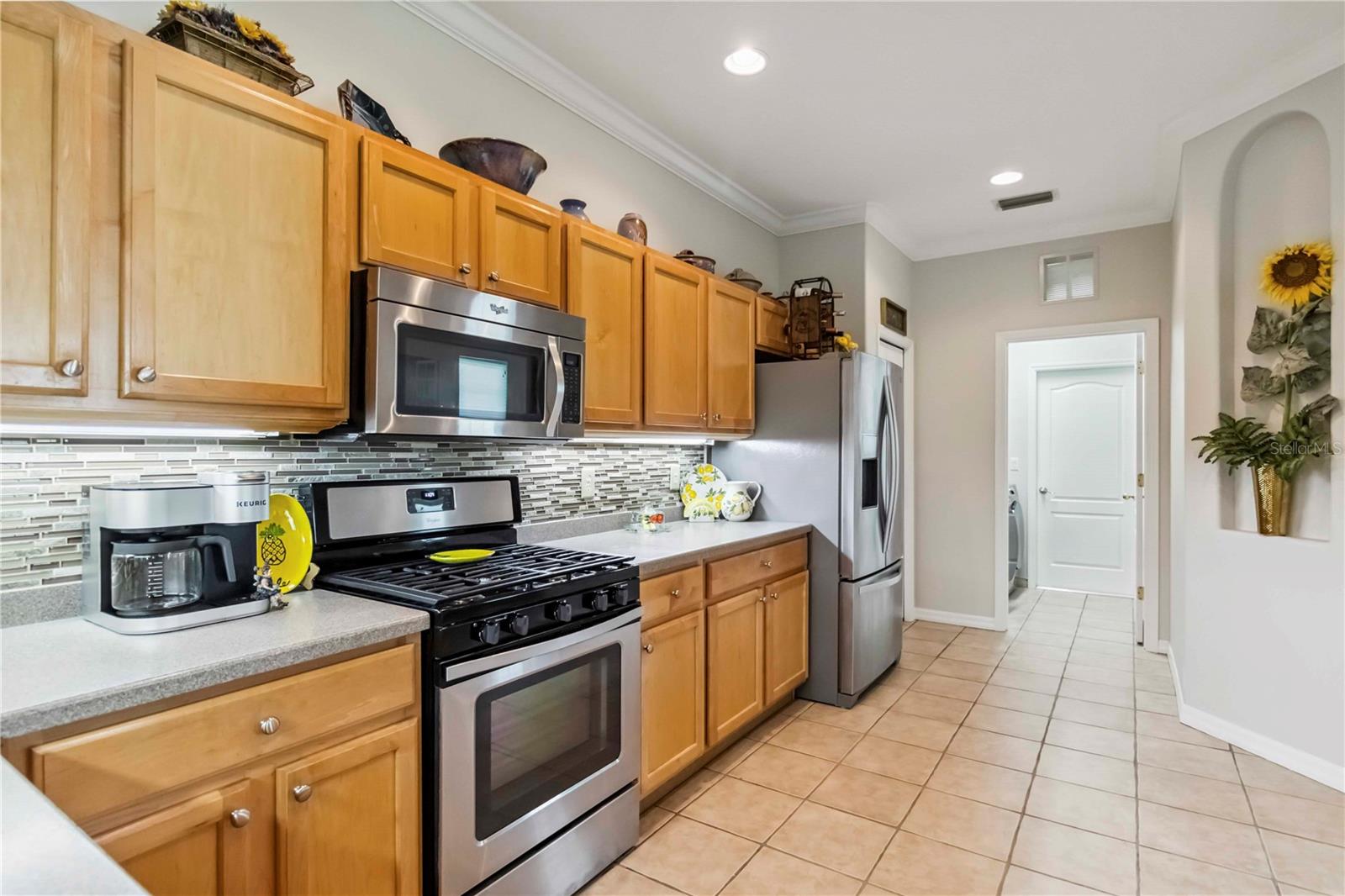 Image 8 of 70 For 4567 Whispering Oaks Dr