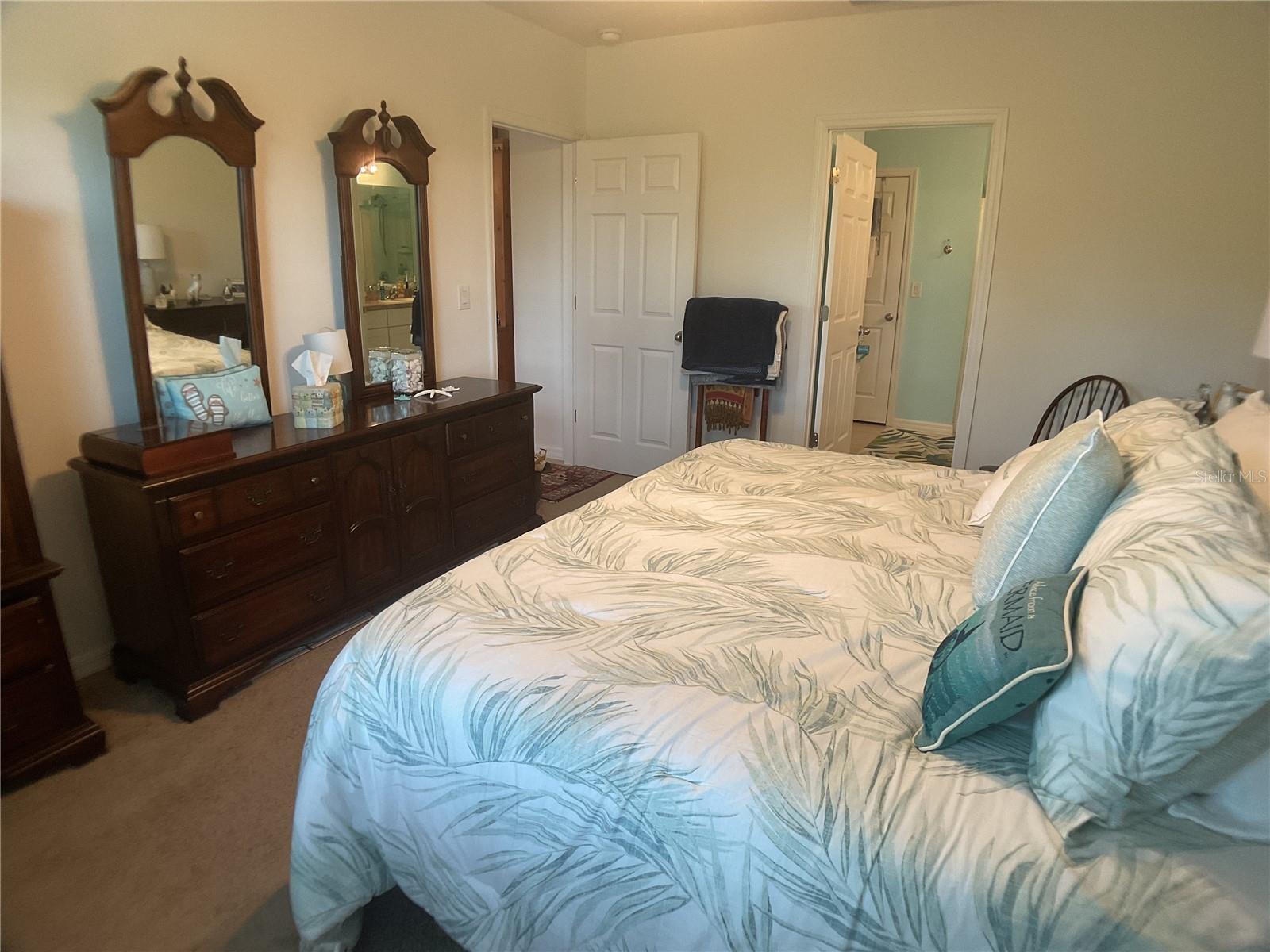 Image 19 of 39 For 25228 Lenox Circle