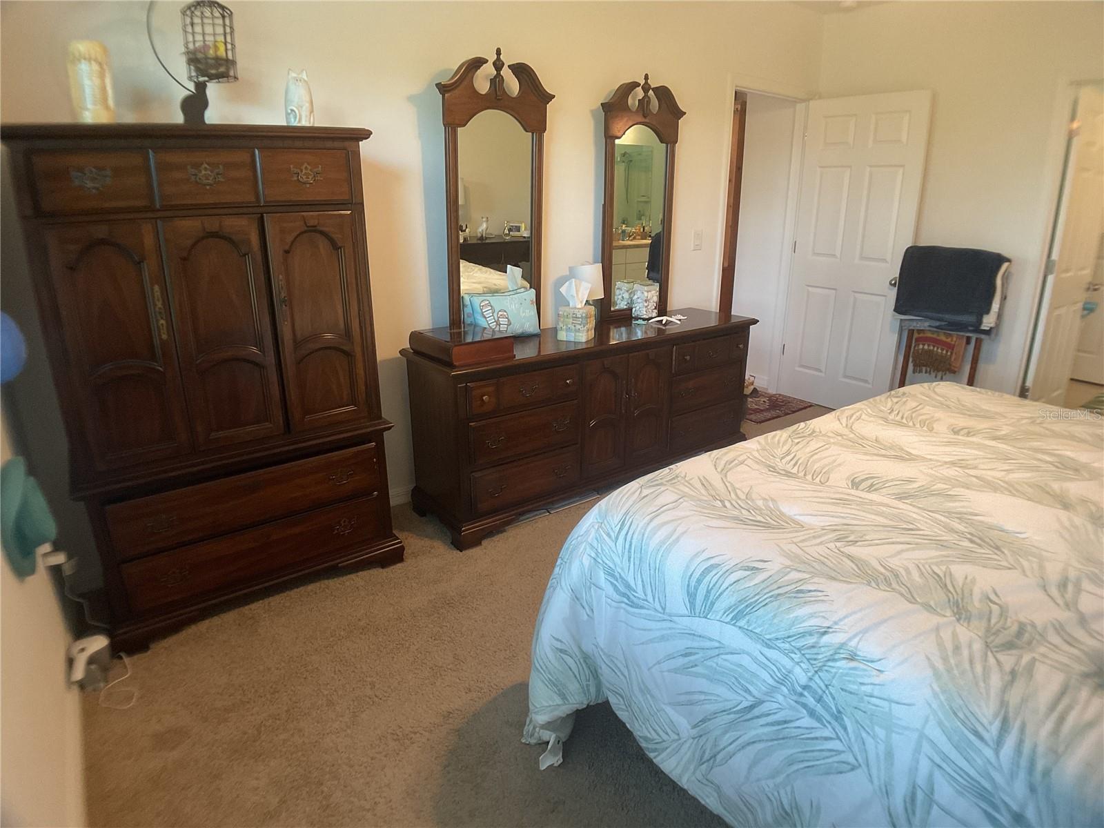 Image 24 of 39 For 25228 Lenox Circle