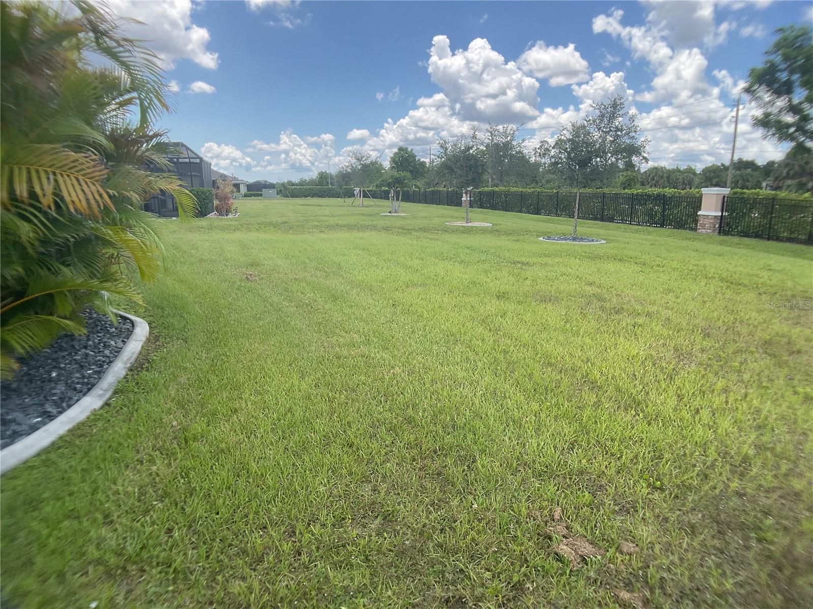 Image 4 of 39 For 25228 Lenox Circle