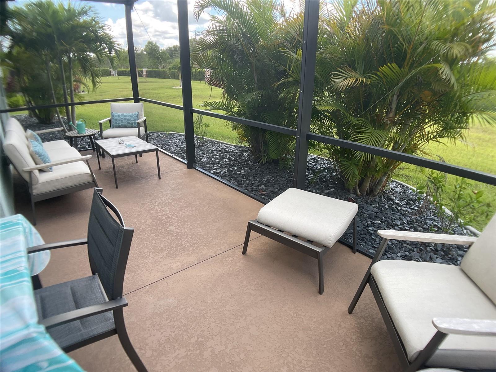 Image 6 of 39 For 25228 Lenox Circle