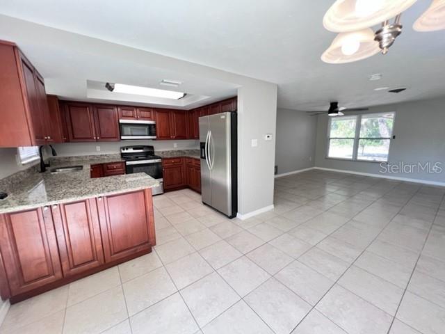 Image 9 of 26 For 424 Vannell Street