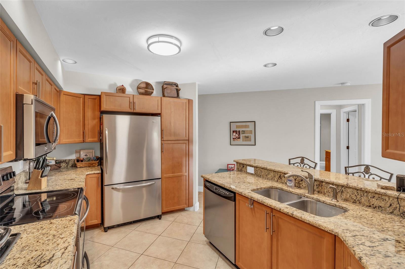 Image 22 of 36 For 7150 Golden Eagle Court 213