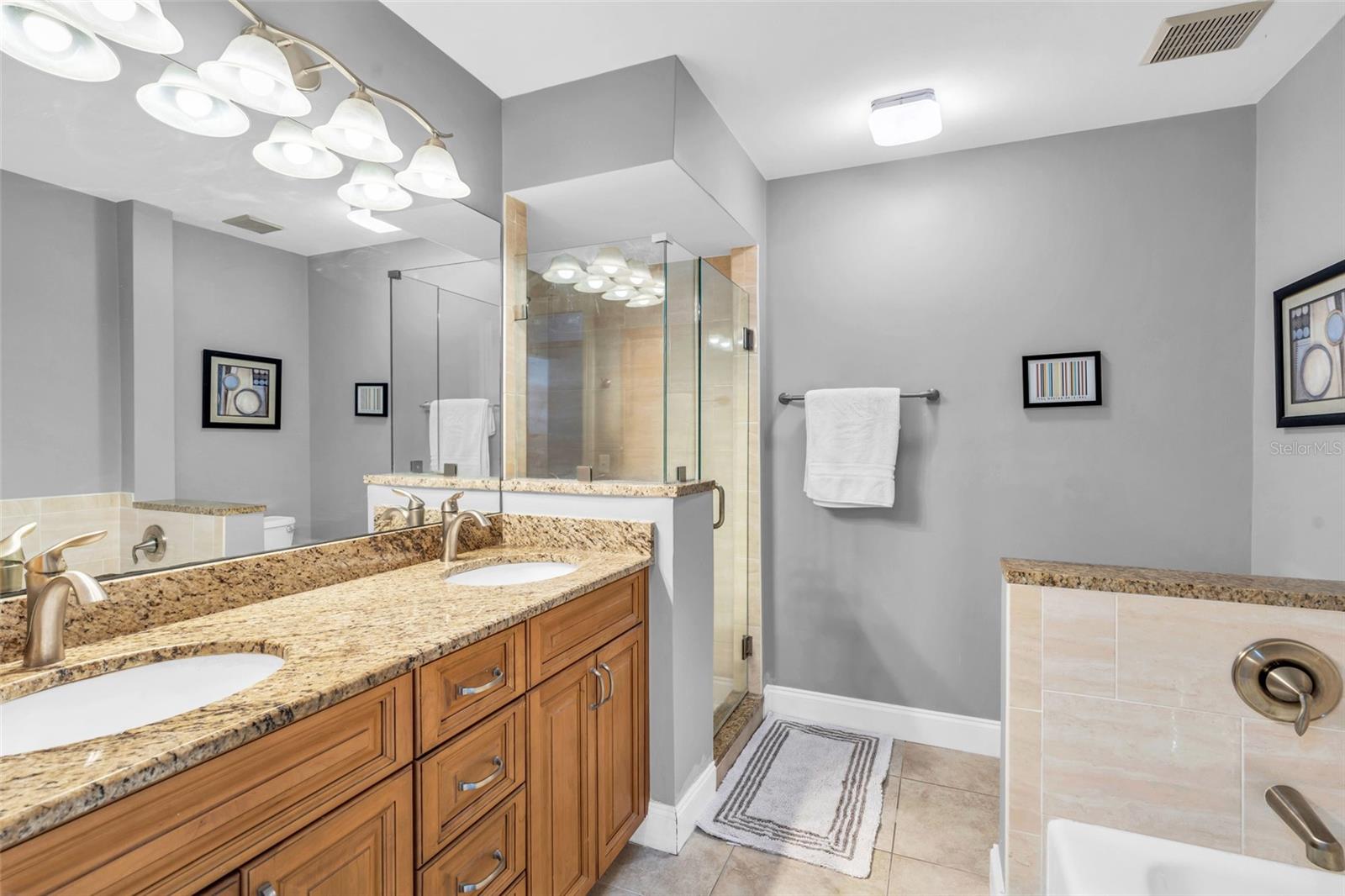 Image 31 of 36 For 7150 Golden Eagle Court 213