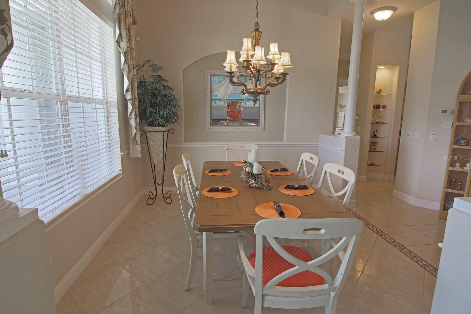 Image 15 of 90 For 260 Rotonda Boulevard E