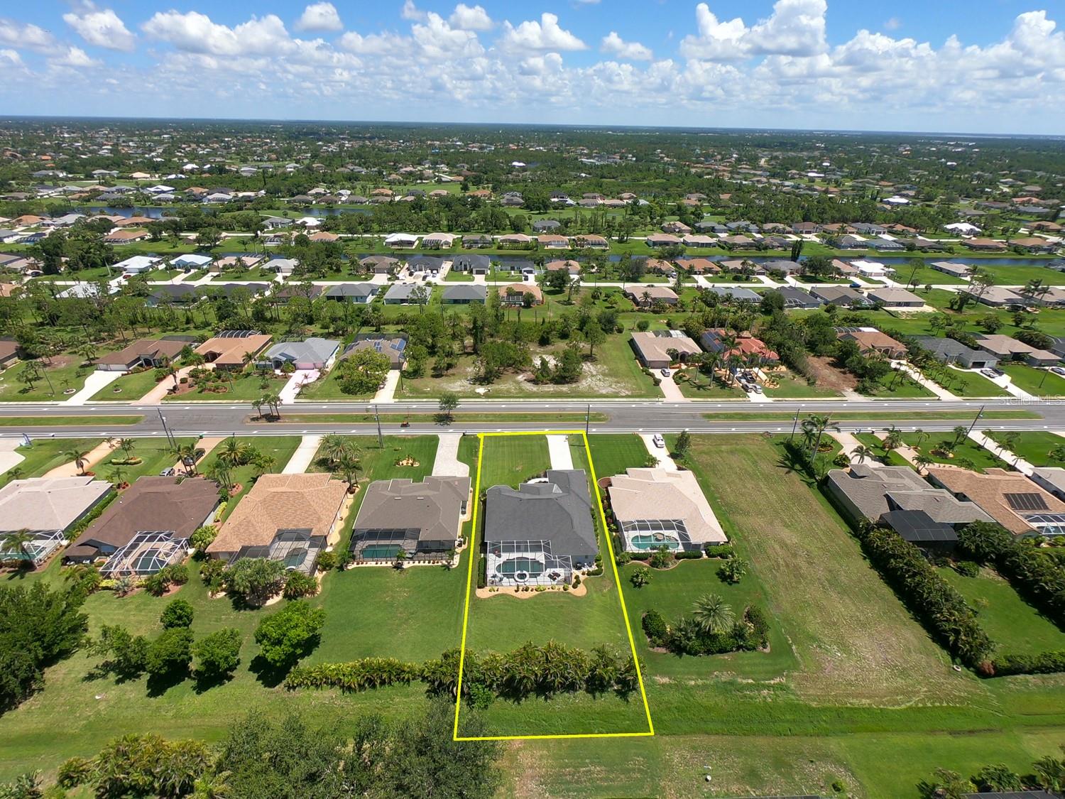 Image 34 of 90 For 260 Rotonda Boulevard E
