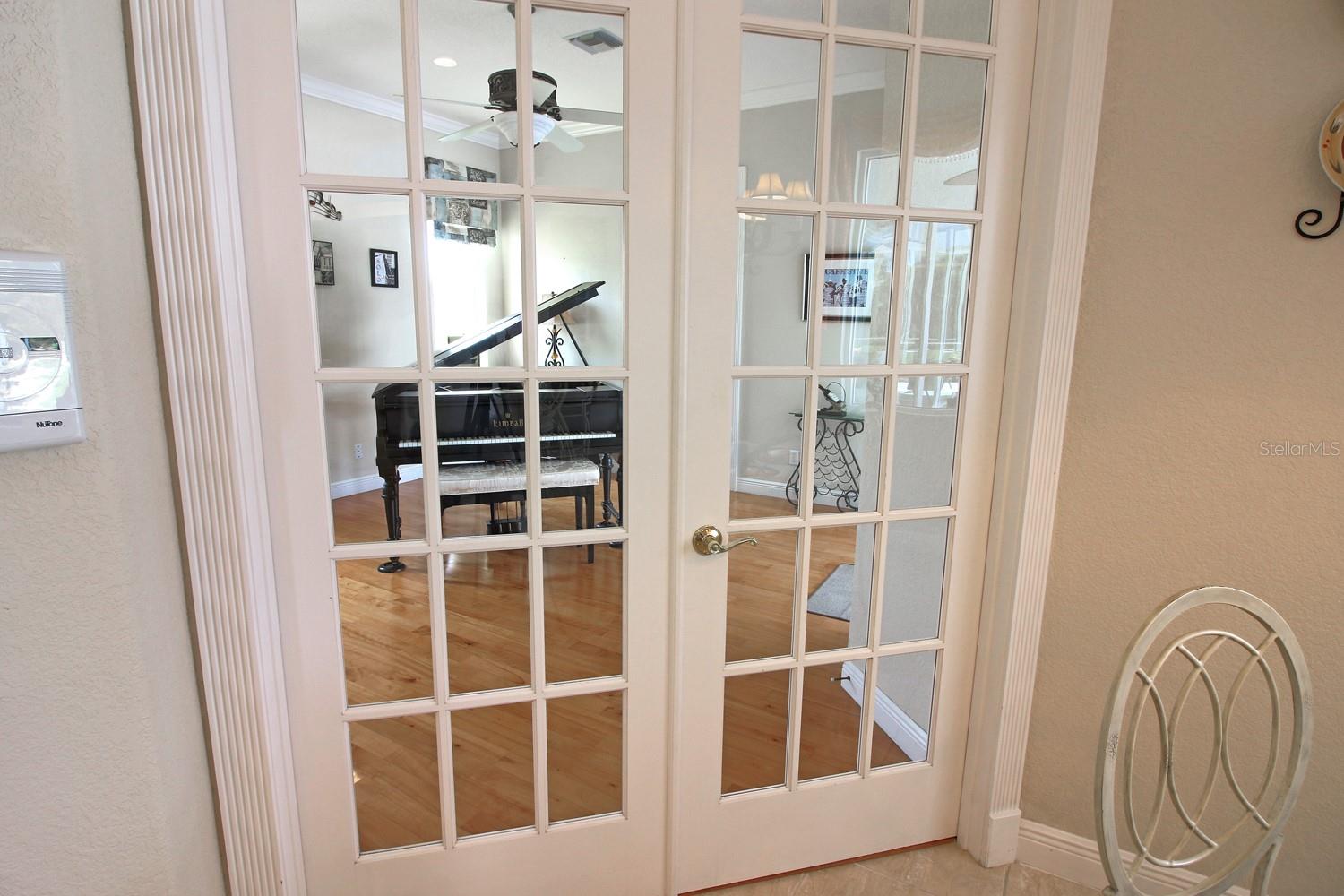 Image 38 of 90 For 260 Rotonda Boulevard E