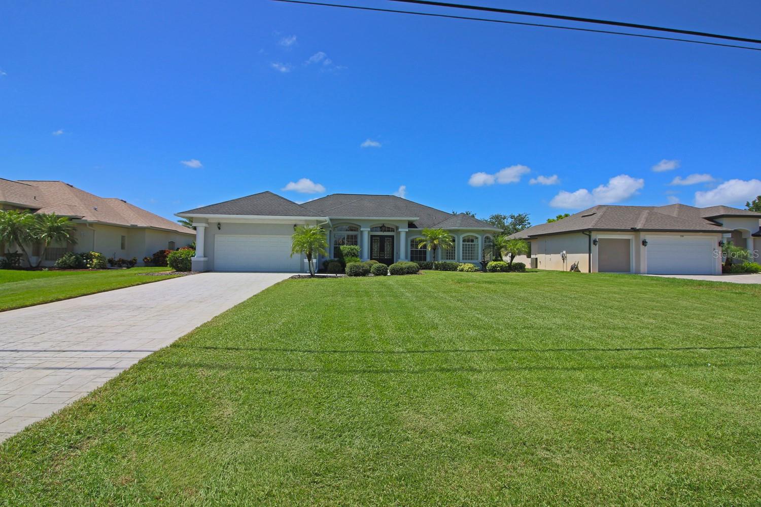 Image 76 of 90 For 260 Rotonda Boulevard E
