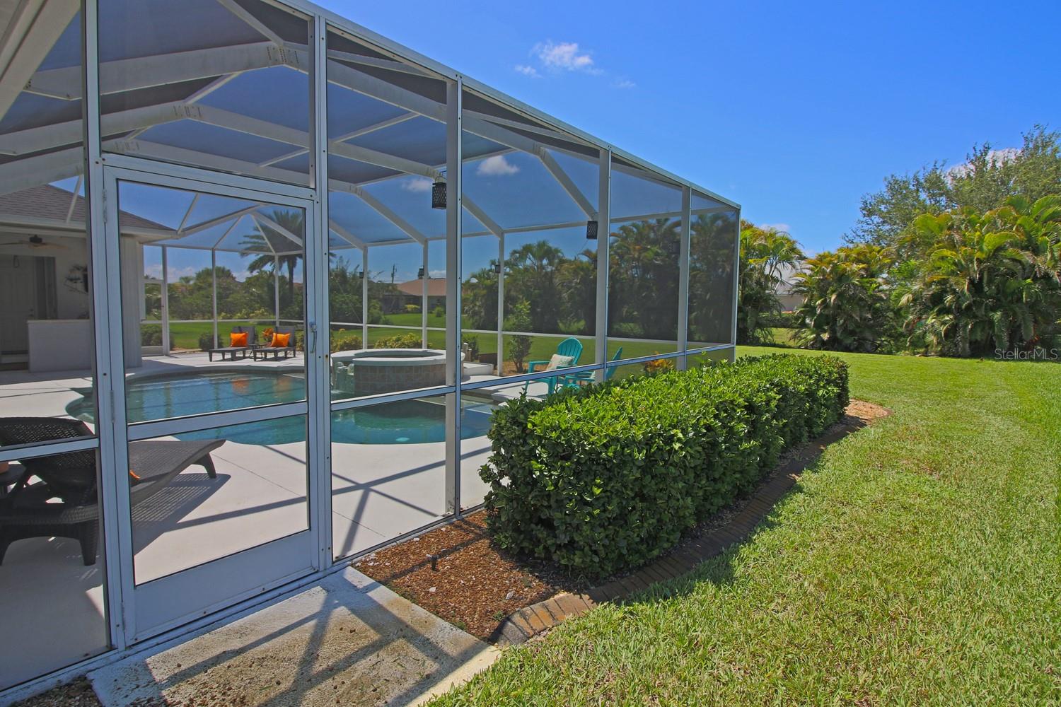 Image 83 of 90 For 260 Rotonda Boulevard E