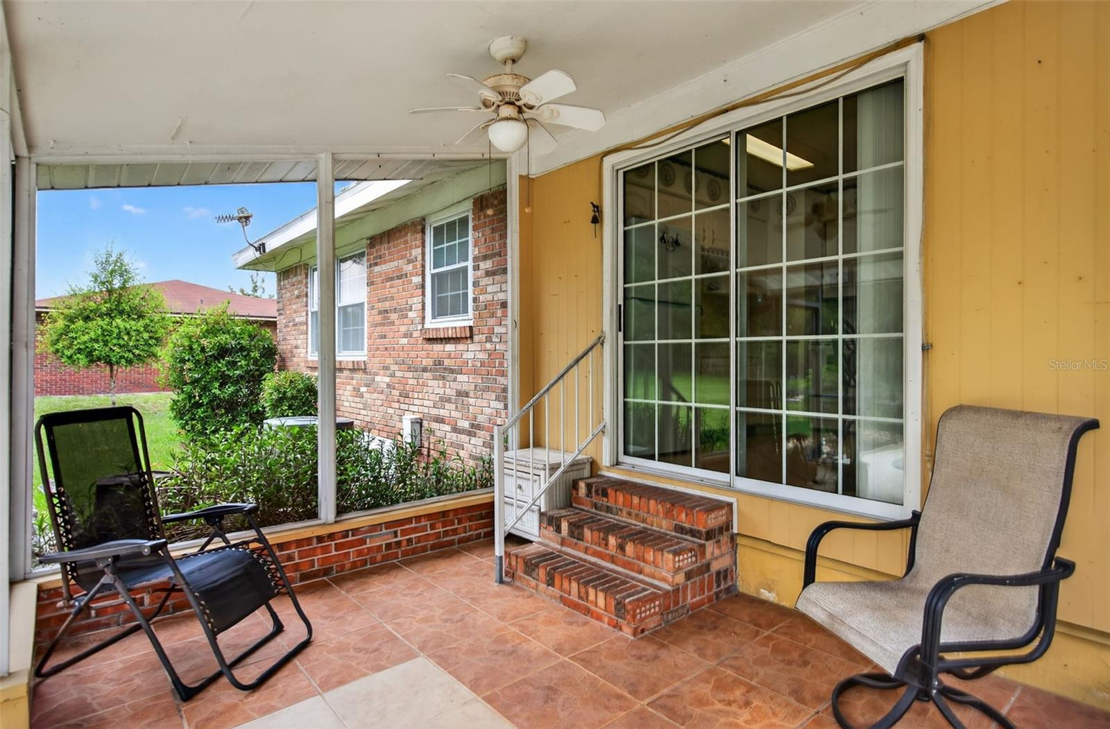 Image 31 of 47 For 1961 Hargrave Street