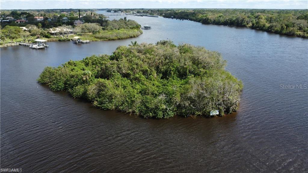 Image 3 of 21 For  Island  