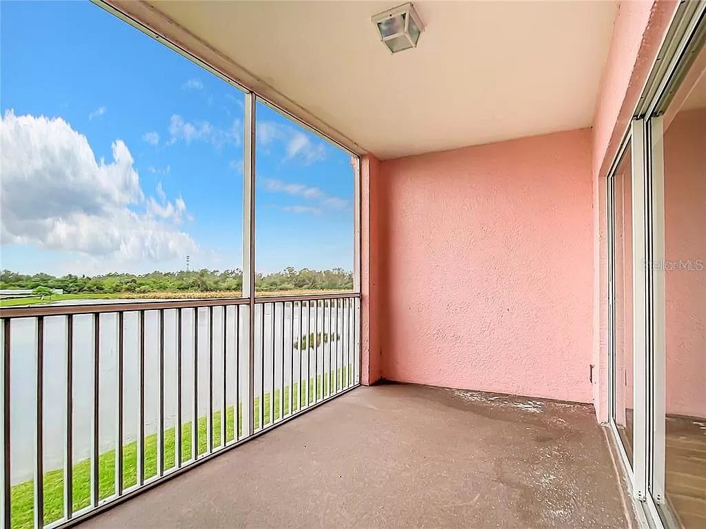 Image 12 of 22 For 2120 Heron Lake Drive 202