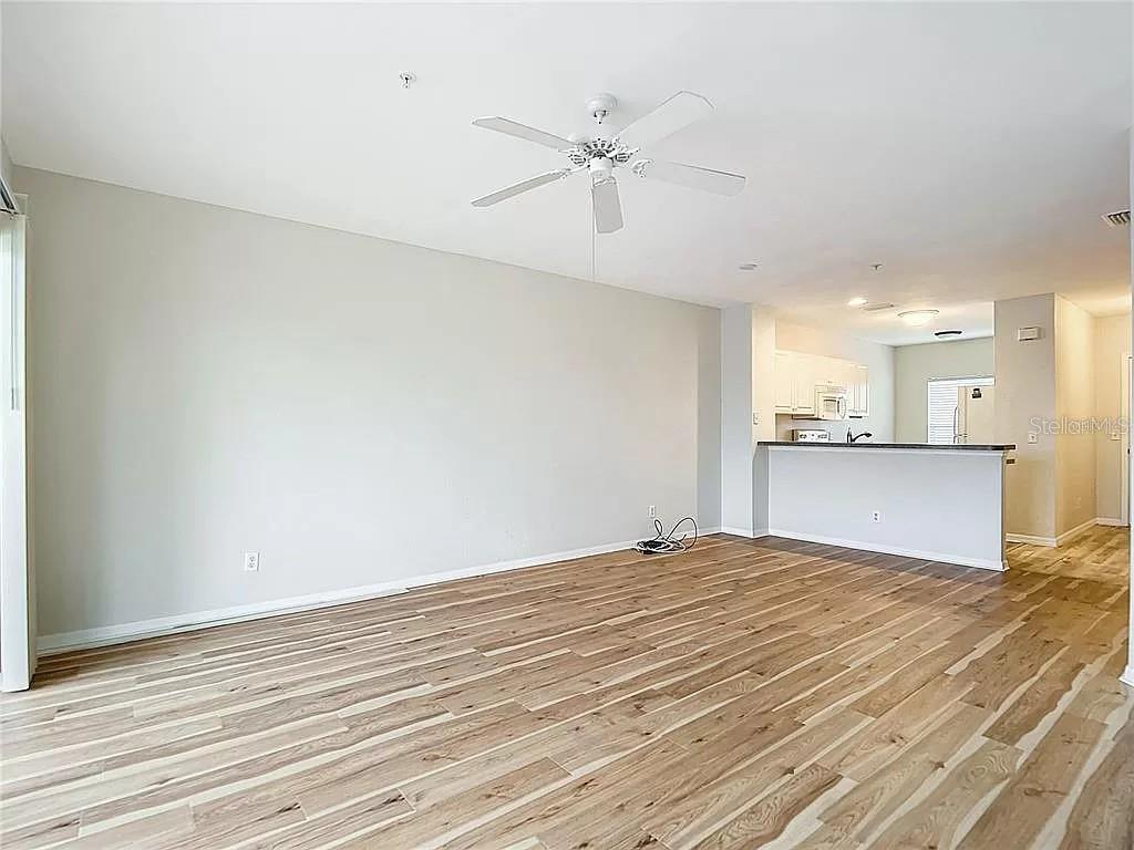 Image 9 of 22 For 2120 Heron Lake Drive 202