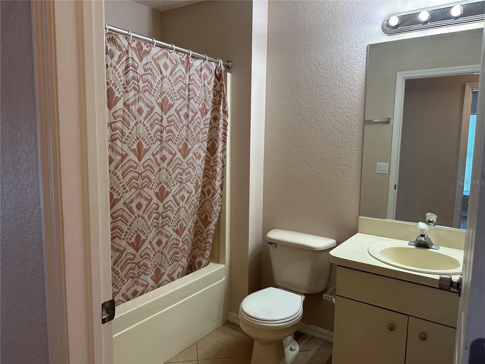 Image 7 of 15 For 3942 Oconto Avenue