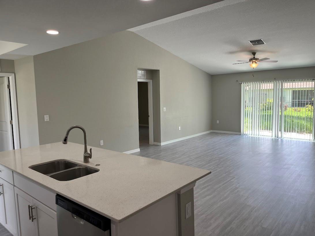 Image 12 of 26 For 3532 Richardson Street