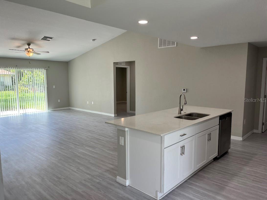 Image 6 of 26 For 3532 Richardson Street