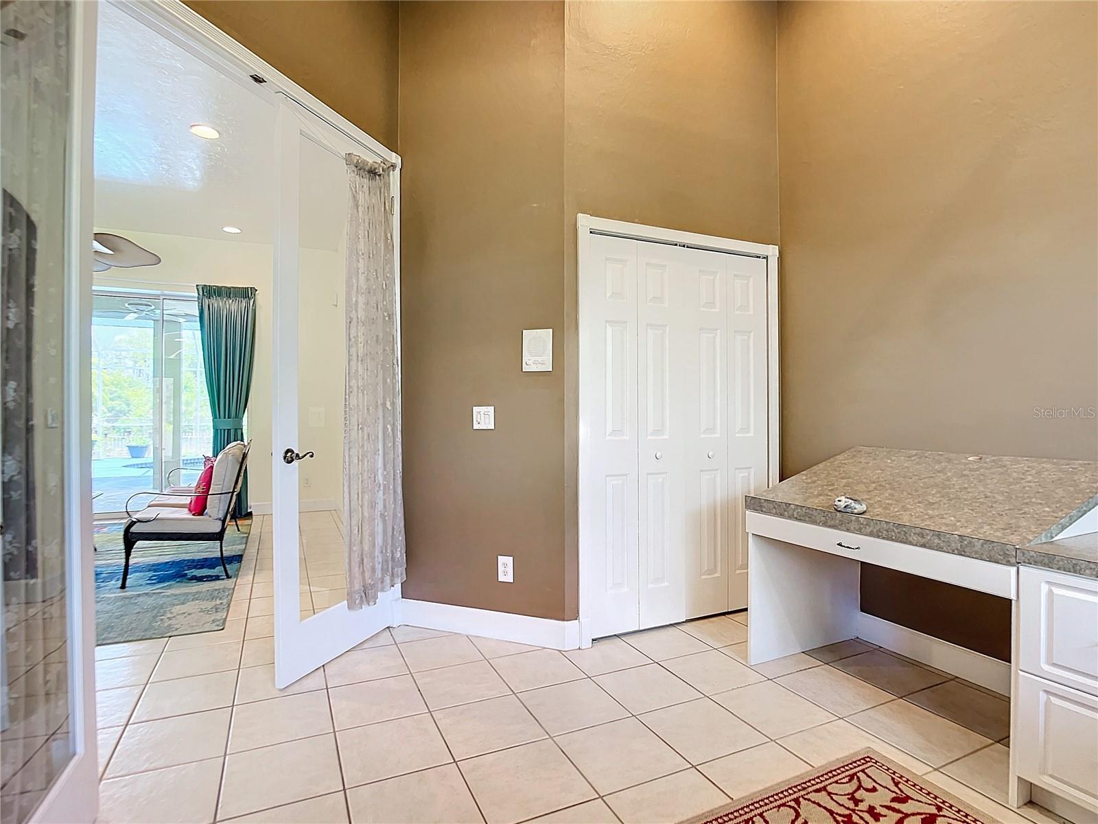 Image 19 of 59 For 6594 Buckboard Street