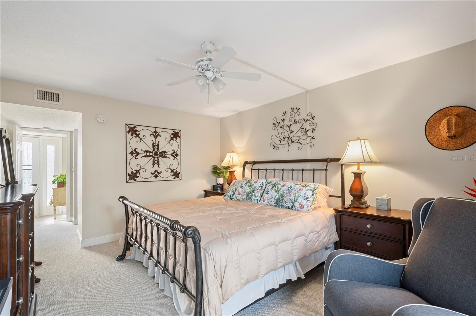 Image 21 of 48 For 311 Garvin Street 301b