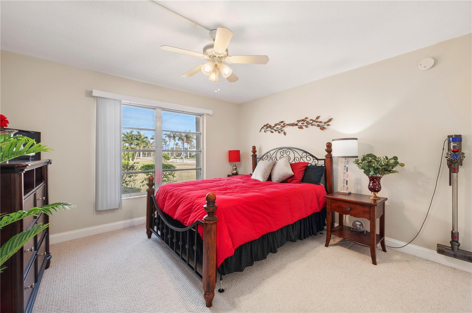 Image 27 of 48 For 311 Garvin Street 301b