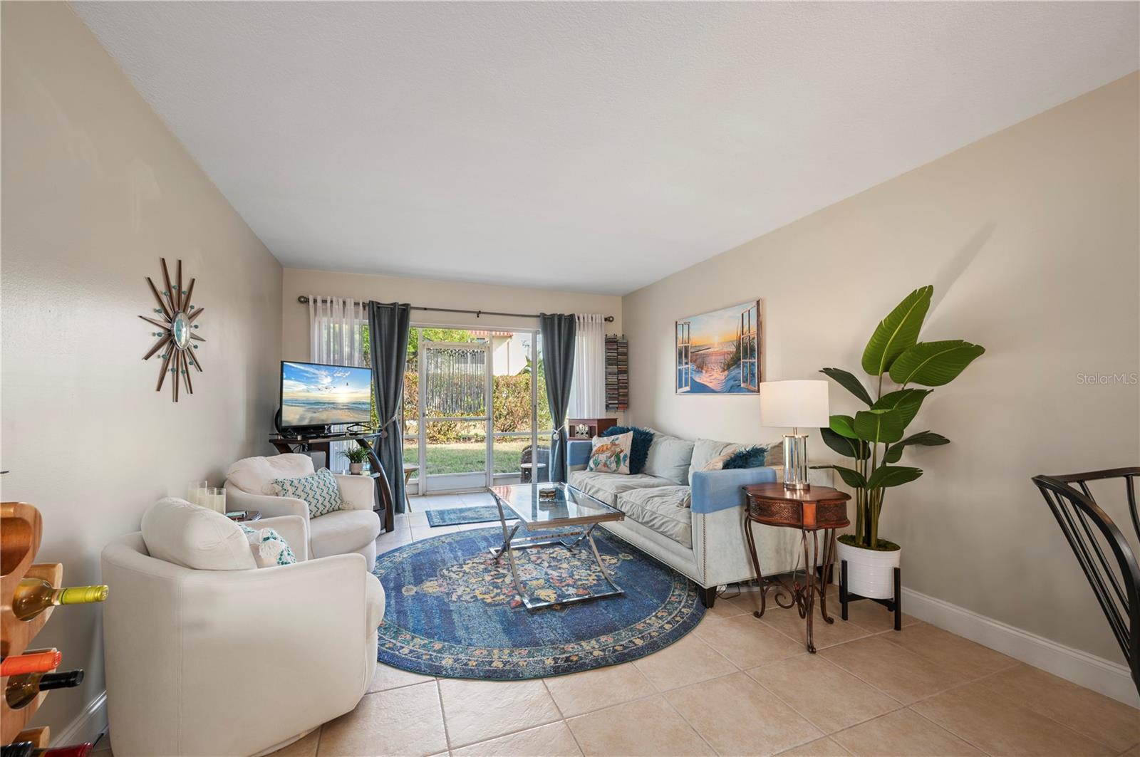 Image 3 of 48 For 311 Garvin Street 301b