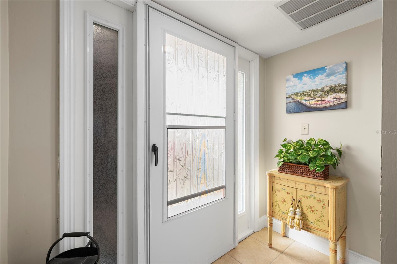 Image 7 of 48 For 311 Garvin Street 301b
