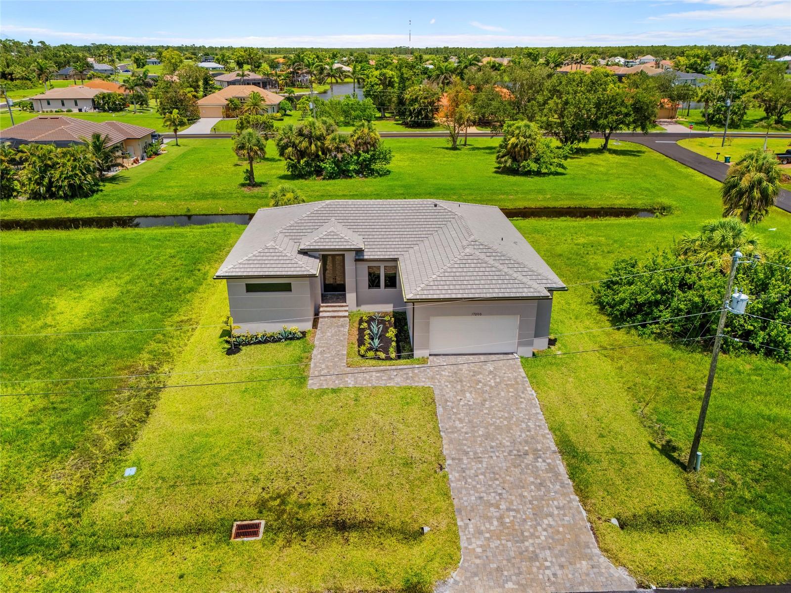 Image 37 of 47 For 17200 Mint Lane