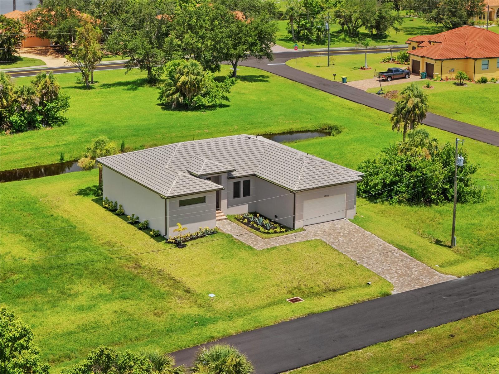 Image 41 of 47 For 17200 Mint Lane
