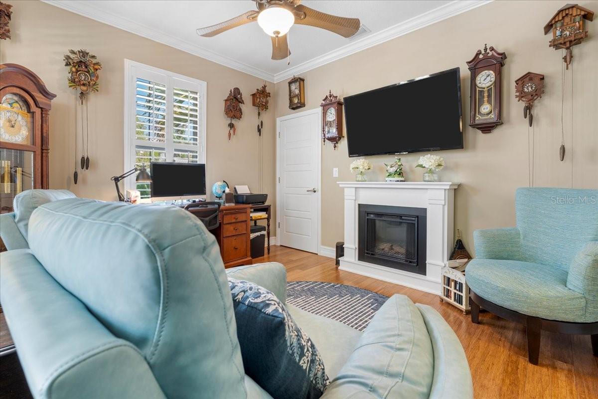 Image 10 of 47 For 233 Durrance Street